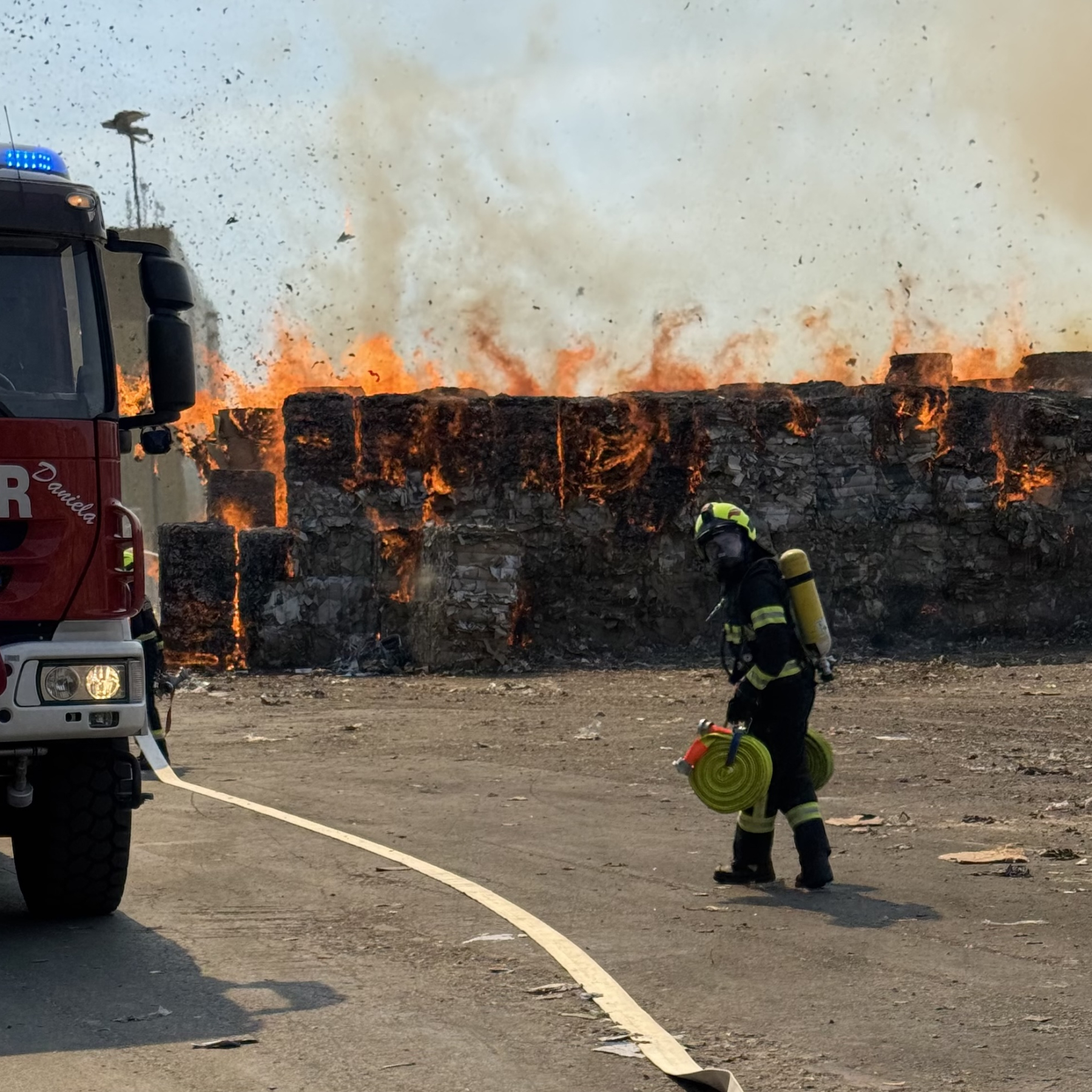 Großbrand bei Firma Hamburger